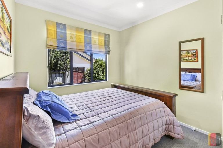 Photo of property in 11 Lamia Place, The Gardens, Auckland, 2105