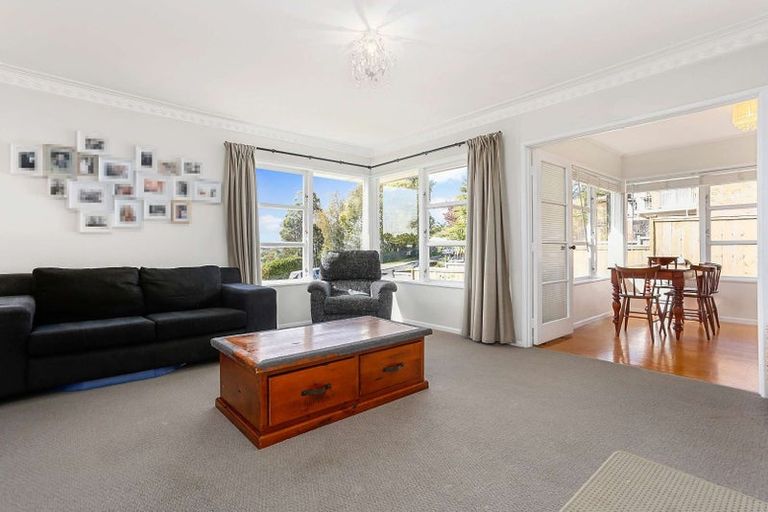 Photo of property in 22 Dolbear Street, Titirangi, Auckland, 0604