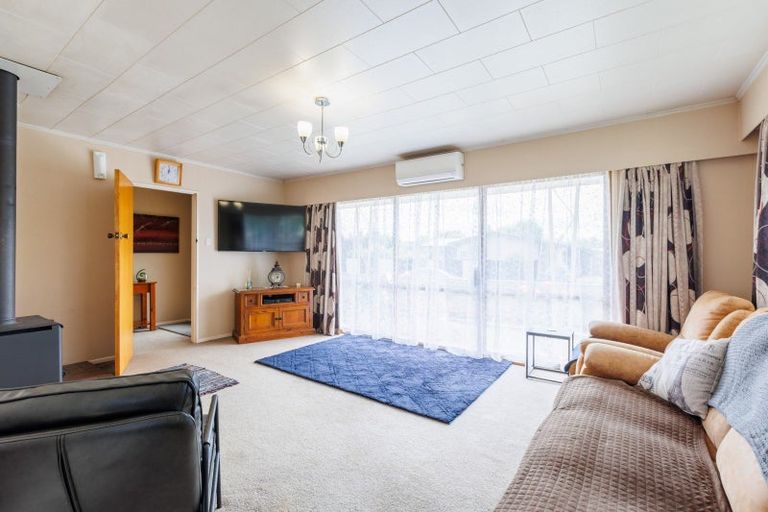 Photo of property in 11 Maire Street, Pahiatua, 4910