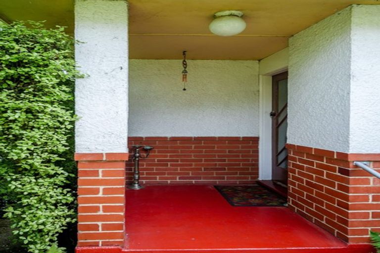 Photo of property in 95 Hocken Street, Kenmure, Dunedin, 9011