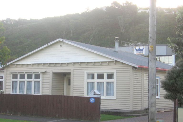 Photo of property in 8 Kiwi Street, Alicetown, Lower Hutt, 5010