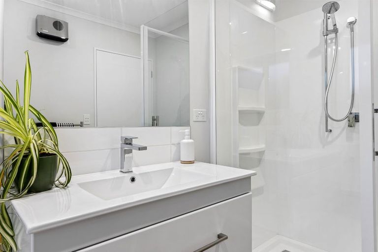 Photo of property in 84 Georgina Street, Marshland, Christchurch, 8083