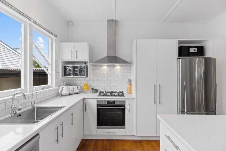 Photo of property in 80 Rimu Street, Maeroa, Hamilton, 3200