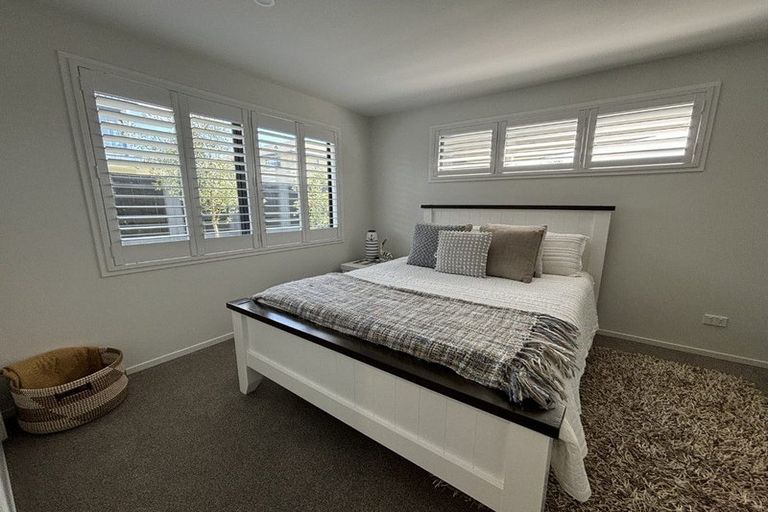 Photo of property in 16 Mutetai Road, Clarks Beach, 2122