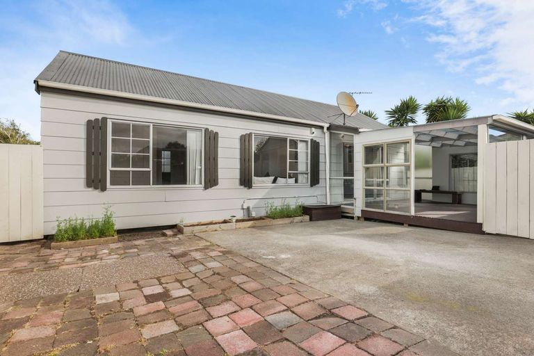 Photo of property in 3/63 Kenderdine Road, Papatoetoe, Auckland, 2025