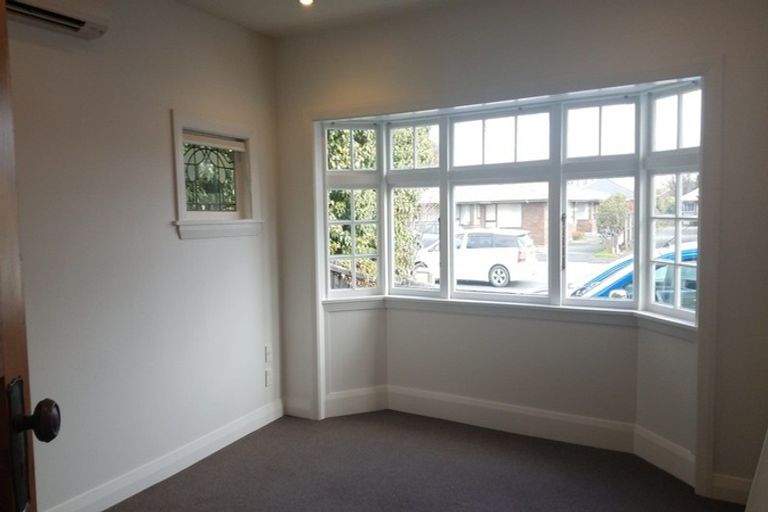 Photo of property in 162 Clarence Street, Riccarton, Christchurch, 8011