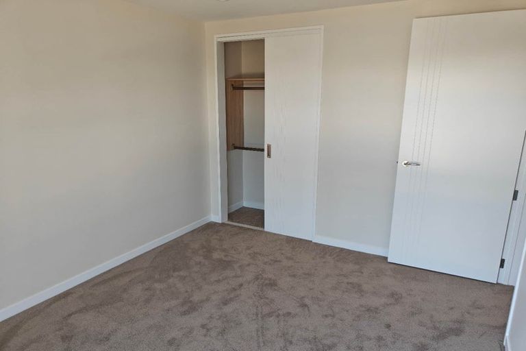 Photo of property in 12 Coopworth Street, Karaka, 2580