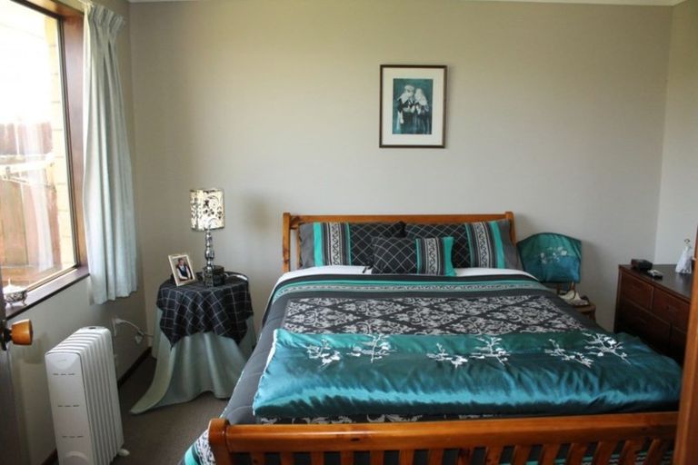 Photo of property in 2/107 Queen Street, Westport, 7825