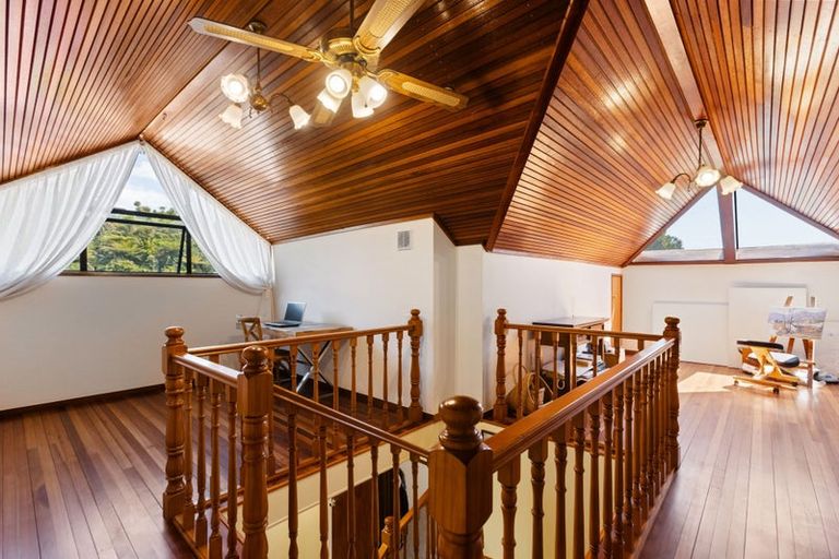 Photo of property in 2/553 East Coast Road, Browns Bay, Auckland, 0630