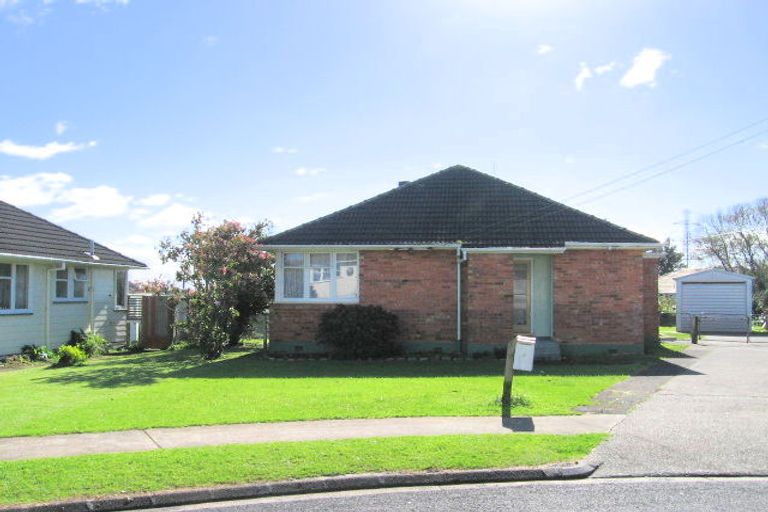 Photo of property in 6 Don Place, Otara, Auckland, 2023