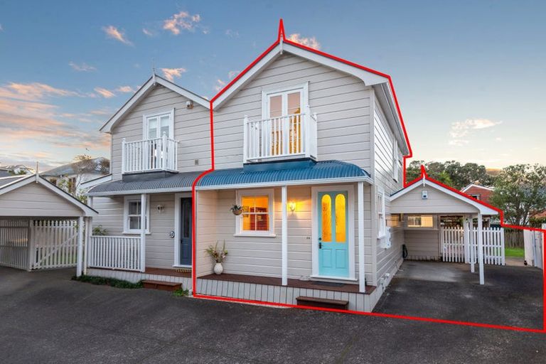 Photo of property in 1/14 Beach Road, Northcote Point, Auckland, 0627