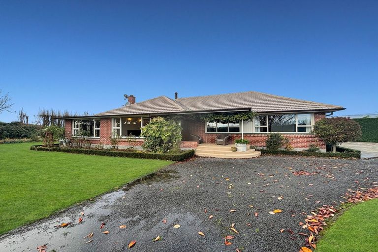 Photo of property in Selwyn Lake Road, Leeston, 7683