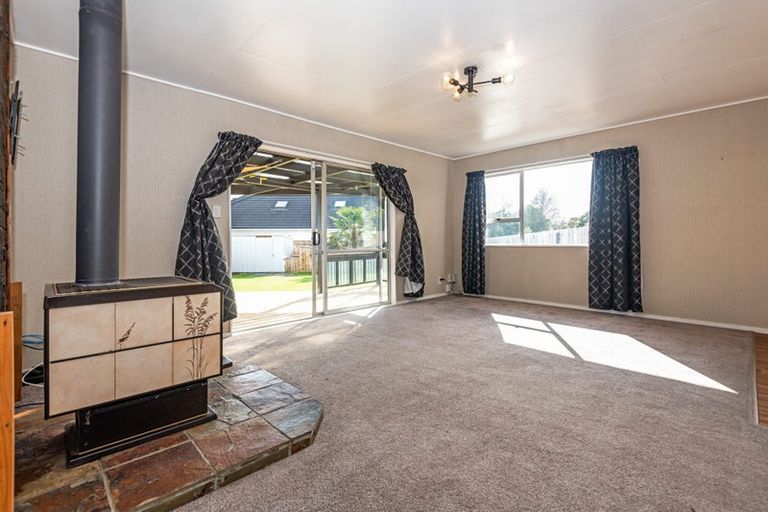 Photo of property in 5 Kirkcaldie Grove, Levin, 5510