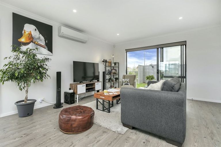 Photo of property in 2 Harewood Street, Whenuapai, Auckland, 0618