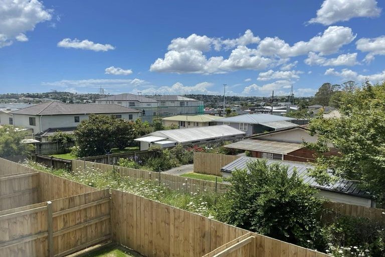 Photo of property in 26 Clay Works Lane, New Lynn, 0600