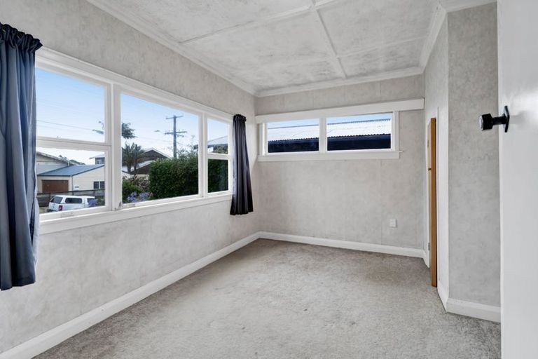 Photo of property in 55 Mill Road, Lower Vogeltown, New Plymouth, 4310