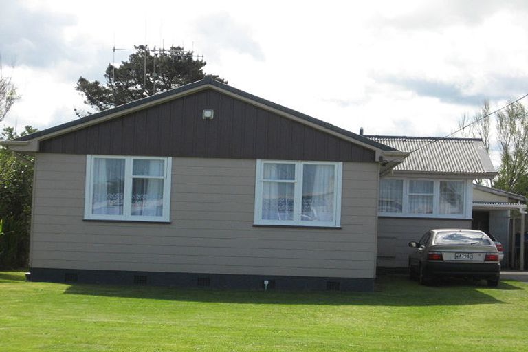 Photo of property in 27 Titoki Street, Castlecliff, Whanganui, 4501