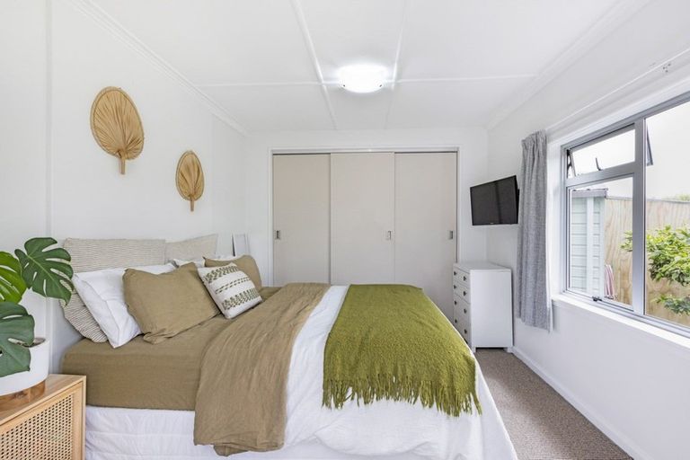 Photo of property in 16 Laurent Place, Greenmeadows, Napier, 4112