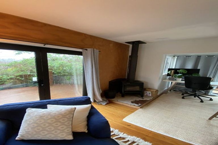 Photo of property in 65 Gordon Road, Plimmerton, Porirua, 5026
