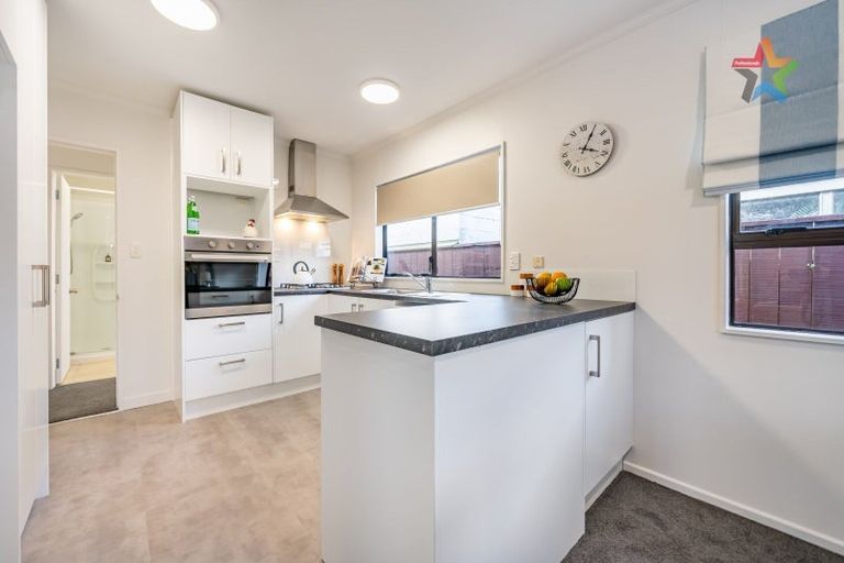Photo of property in 39a Birdwood Road, Waterloo, Lower Hutt, 5011