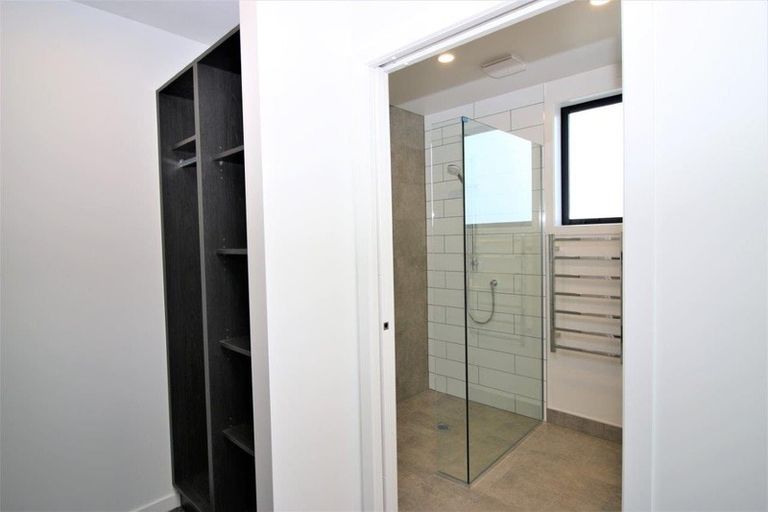 Photo of property in 5a Church Street, Mosgiel, 9024