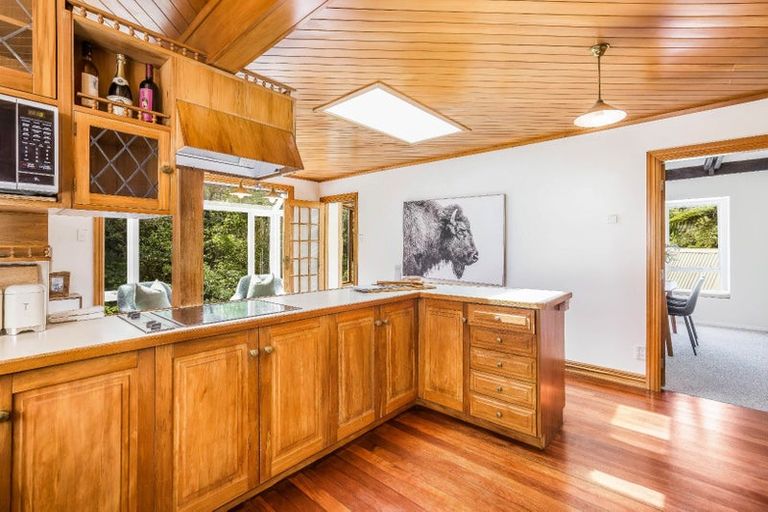 Photo of property in 102a Miromiro Road, Normandale, Lower Hutt, 5010