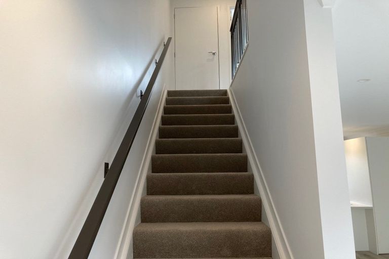 Photo of property in 19b O'meara Street, Swanson, Auckland, 0614