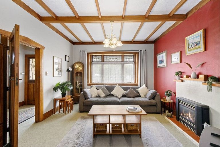 Photo of property in 5 Moana Grove, Waiwhetu, Lower Hutt, 5010