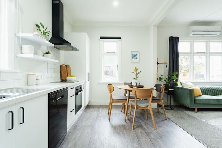 Photo of property in 124 Fitzroy Street, Forbury, Dunedin, 9012