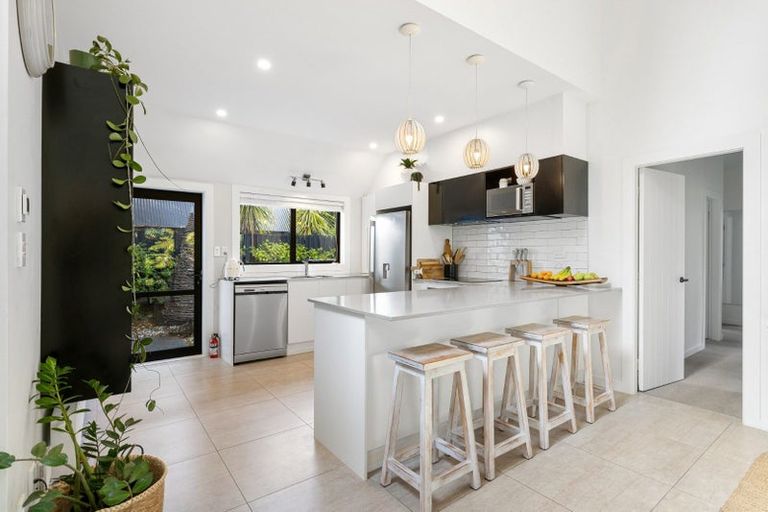 Photo of property in 2/74 Harakeke Street, Fendalton, Christchurch, 8014