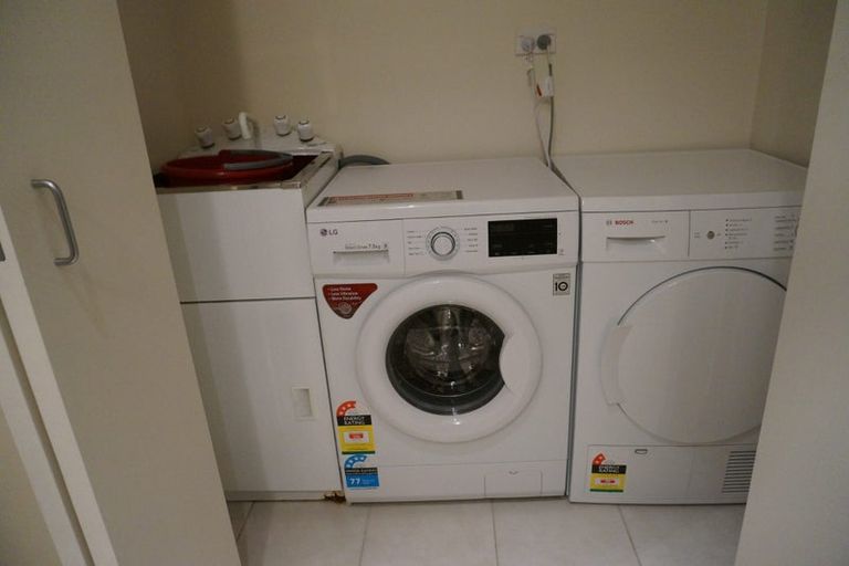 Photo of property in 1/30 Opito Way, East Tamaki, Auckland, 2013