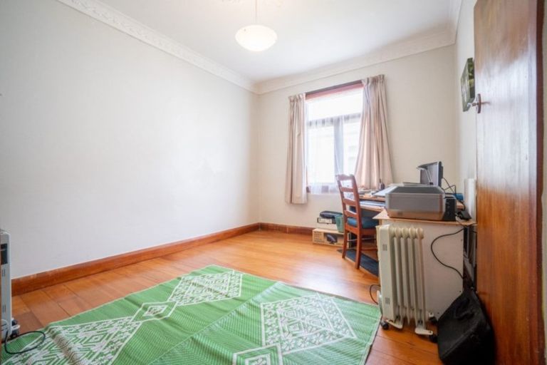 Photo of property in 76 Havill Street, Takaro, Palmerston North, 4410