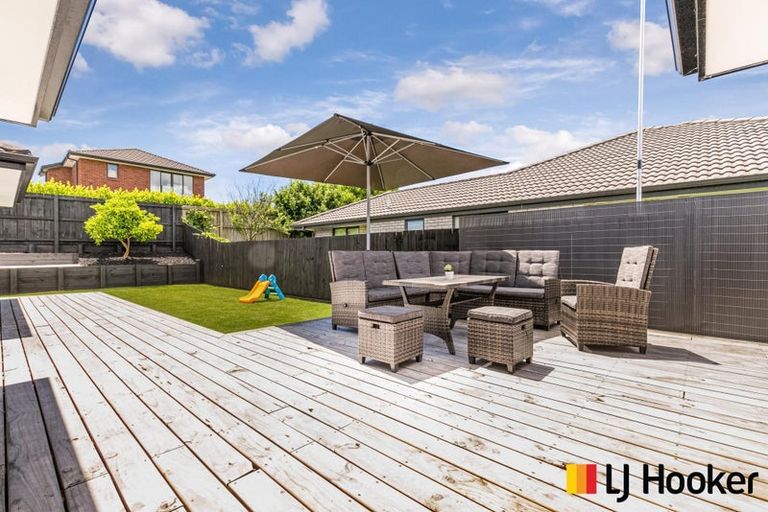 Photo of property in 39 Sunningdale Street, Wattle Downs, Auckland, 2103