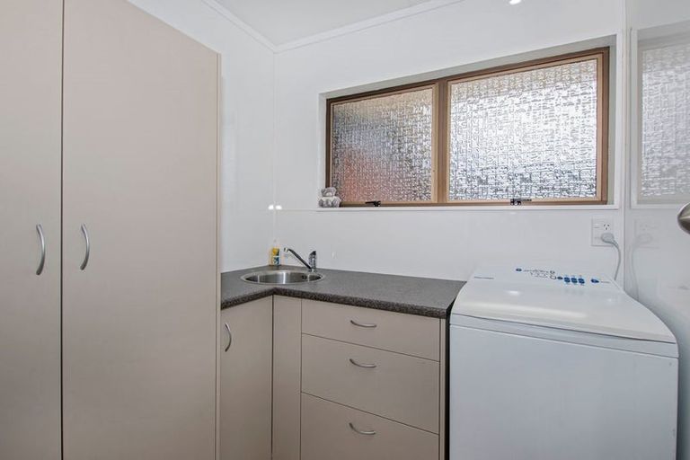 Photo of property in 12 Kotare Crescent, Maunu, Whangarei, 0110