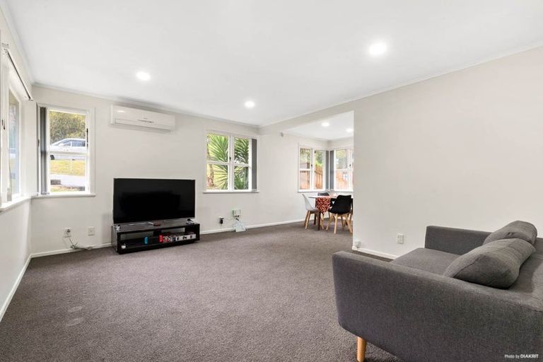 Photo of property in 1/56 Archers Road, Glenfield, Auckland, 0629