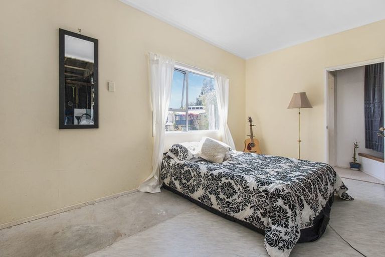 Photo of property in 7 Elmira Place, Browns Bay, Auckland, 0630