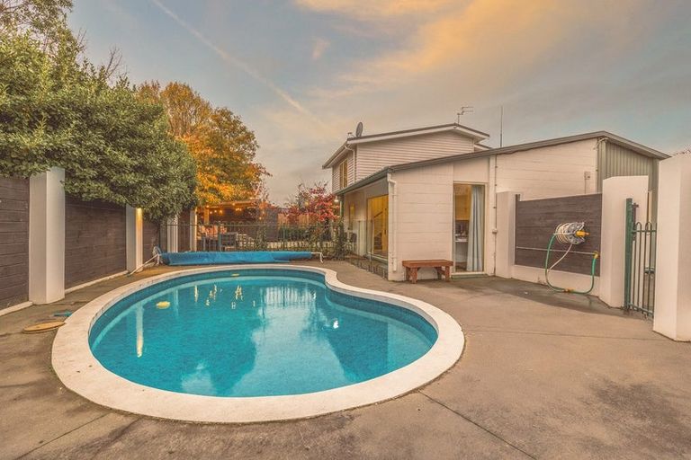 Photo of property in 59b Maidstone Road, Ilam, Christchurch, 8041