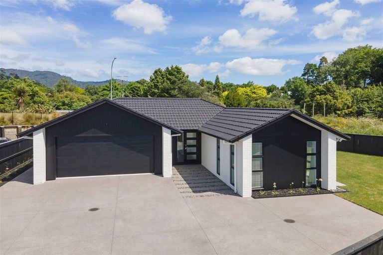 Photo of property in 9 Mural Drive, Katikati, 3129