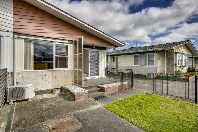 Photo of property in 9/90 Gloucester Street, Greenmeadows, Napier, 4112