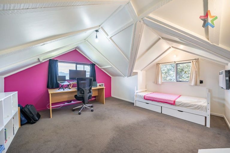 Photo of property in 28 Gurney Road, Kelson, Lower Hutt, 5010