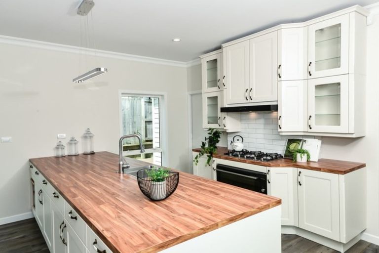 Photo of property in 32 Mataroa Crescent, Flagstaff, Hamilton, 3210