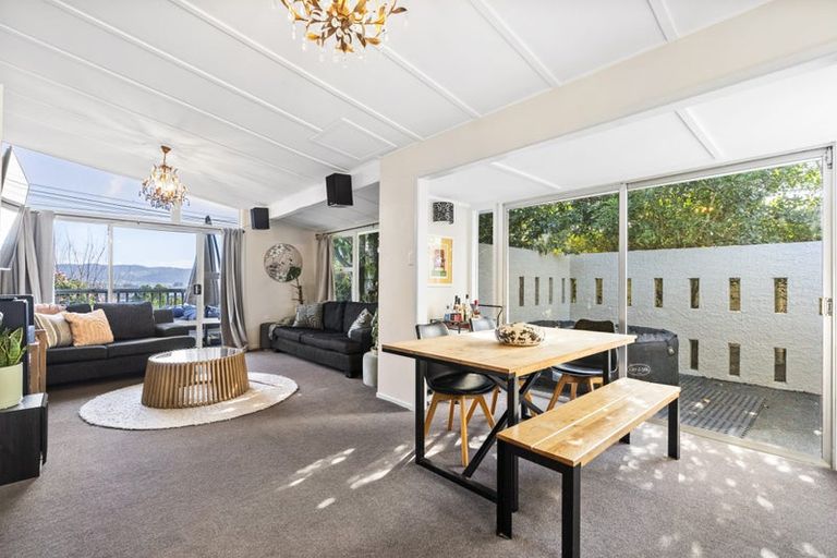 Photo of property in 102 Old Onerahi Road, Onerahi, Whangarei, 0110