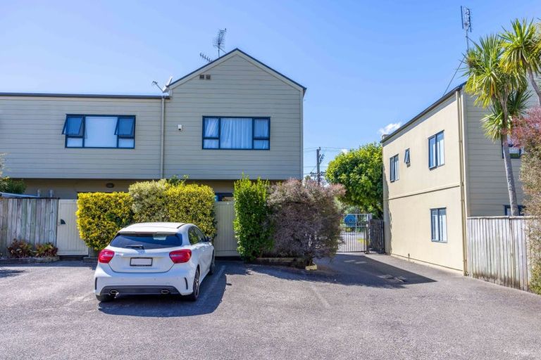 Photo of property in 5e Dryden Place, Mount Wellington, Auckland, 1051