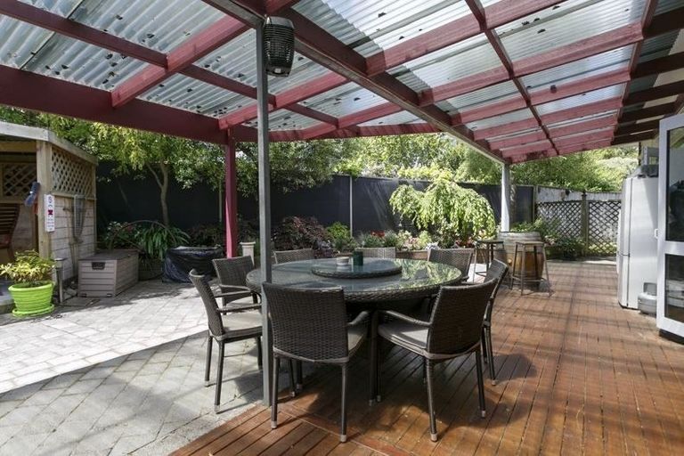 Photo of property in 124 Gillies Avenue, Taupo, 3330