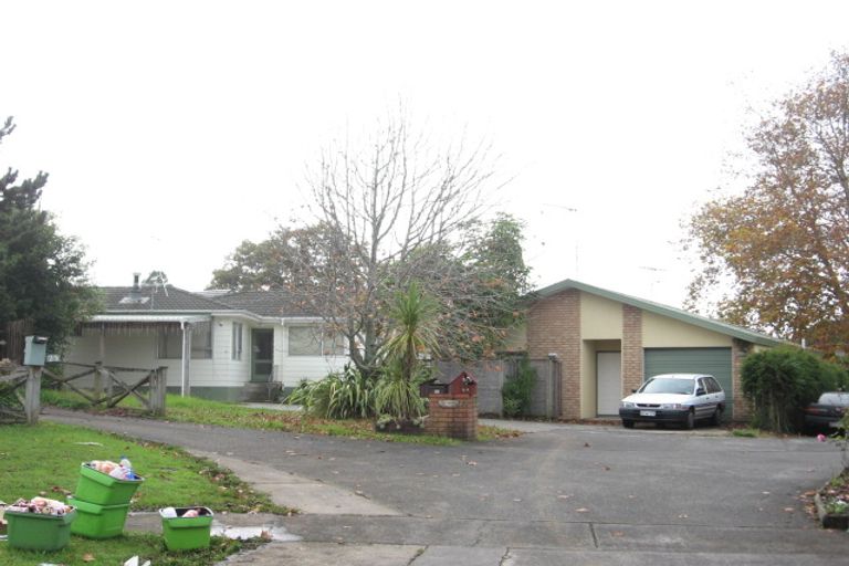 Photo of property in 23a Lisa Rise, Half Moon Bay, Auckland, 2012