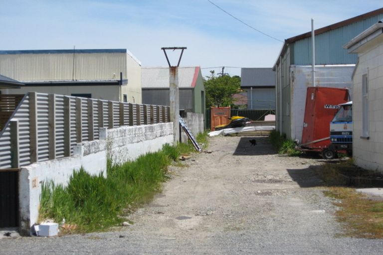 Photo of property in 132 Queen Street, Westport, 7825