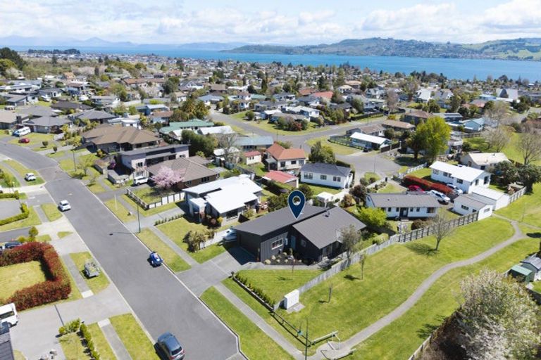 Photo of property in 17 Windsor Street, Richmond Heights, Taupo, 3330