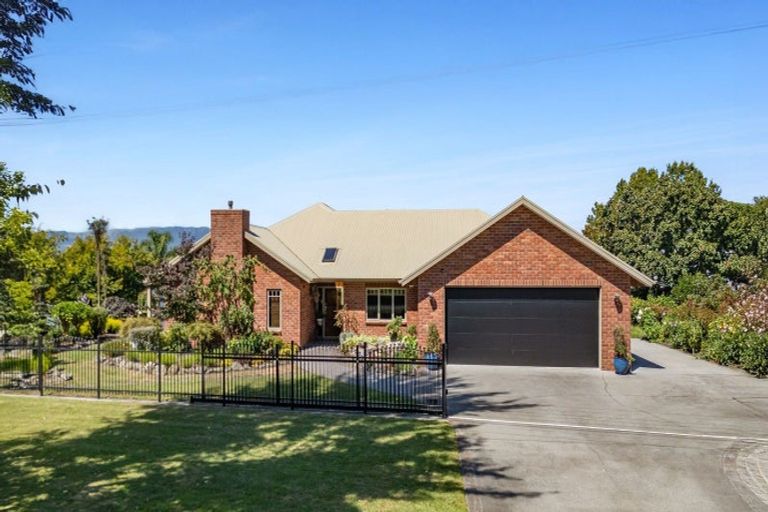 Photo of property in 120 Burwood Road, Matamata, 3400