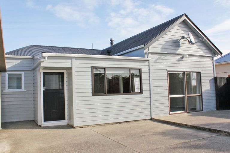Photo of property in 10 Tweed Street, South Hill, Oamaru, 9400