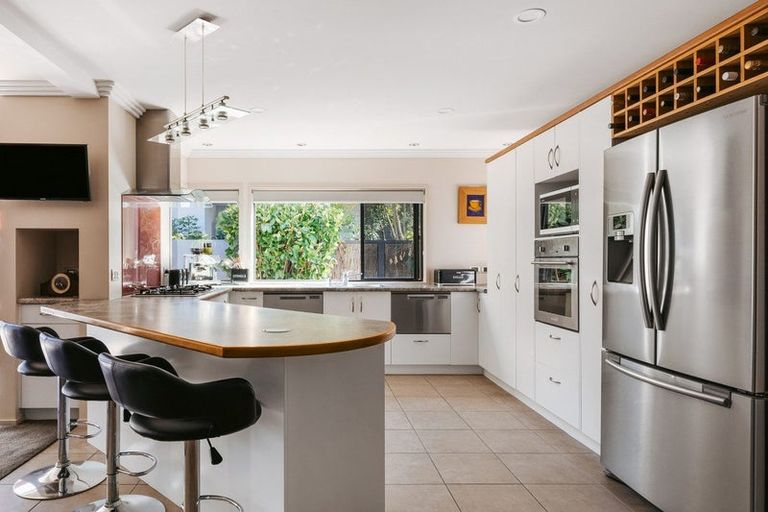 Photo of property in 8 Contour Avenue, Pyes Pa, Tauranga, 3112